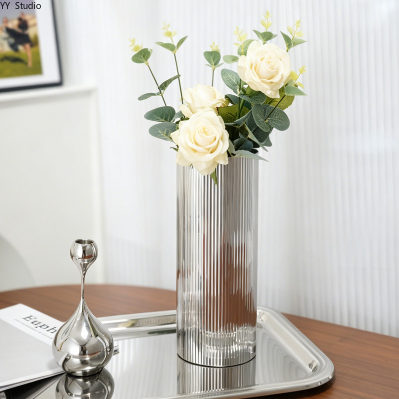 Luxuriöse Edelstahl-Vase Nordi – Desk Setup Minimalist Bewertung und Preis